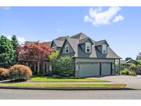 14322 SE Donatello Loop, Happy Valley, OR 97086
