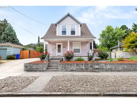 2834 N Terry St, Portland, OR 97217