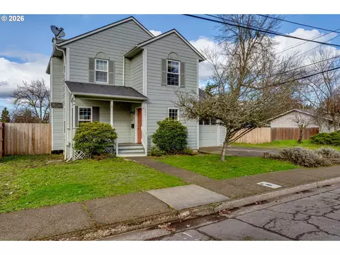 951 W 27th Ave, Eugene, OR 97405