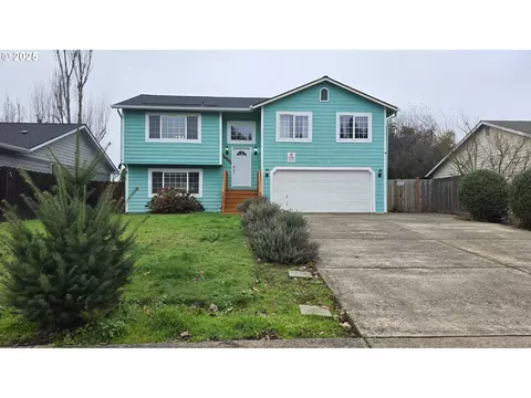 Other - 934 S 46th St, Springfield, OR 97478 photo 2 of 11