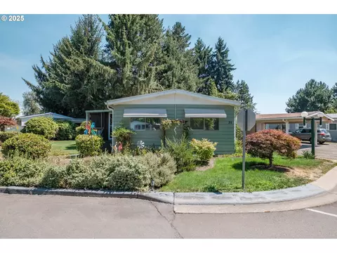 5050 Columbus St SE #35, Albany, OR 97322