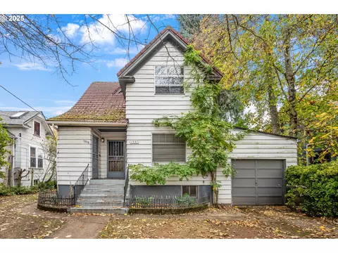 1337 SE 32nd Pl, Portland, OR 97214