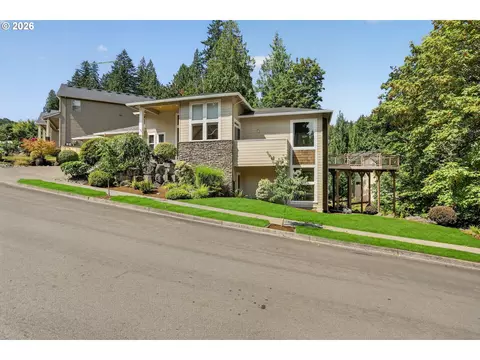 Exterior - 2427 SElliott Dr, Gresham, OR 97080 photo 4 of 8