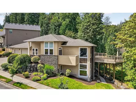 Exterior - 2427 SElliott Dr, Gresham, OR 97080 photo 5 of 8