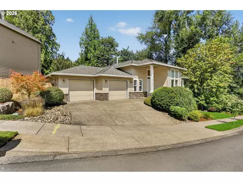 Exterior - 2427 SElliott Dr, Gresham, OR 97080 photo 3 of 8