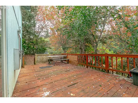 Exterior - 36430 Dubarko Rd, Sandy, OR 97055 photo 5 of 12