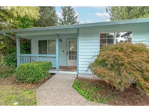 Exterior - 36430 Dubarko Rd, Sandy, OR 97055 photo 3 of 12
