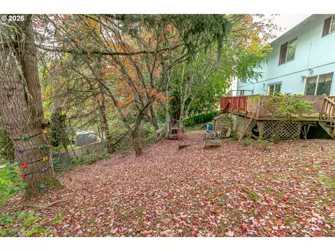 Exterior - 36430 Dubarko Rd, Sandy, OR 97055 photo 10 of 12