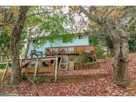 Exterior - 36430 Dubarko Rd, Sandy, OR 97055 photo 8 of 12
