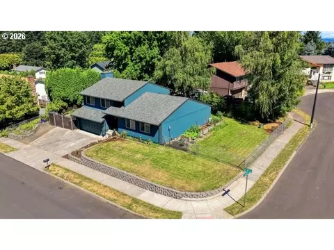 View/Area - 3691 NE 4th St, Gresham, OR 97030 photo 2 of 3