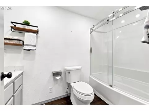 Bath - 3691 NE 4th St, Gresham, OR 97030 photo 1 of 3