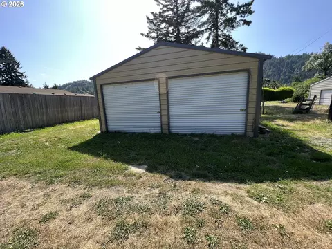 Other - 680 1st Ave, Powers, OR 97466 photo 7 of 11