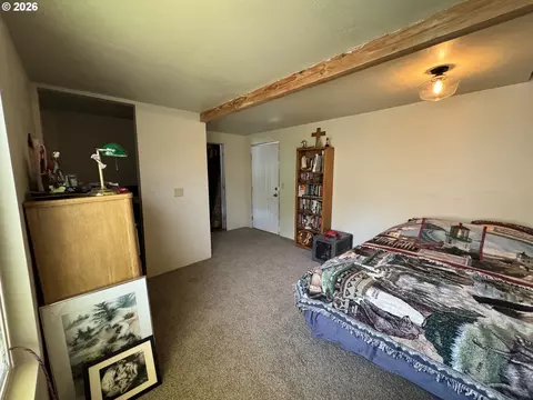 Bedroom - 680 1st Ave, Powers, OR 97466 photo 2 of 3