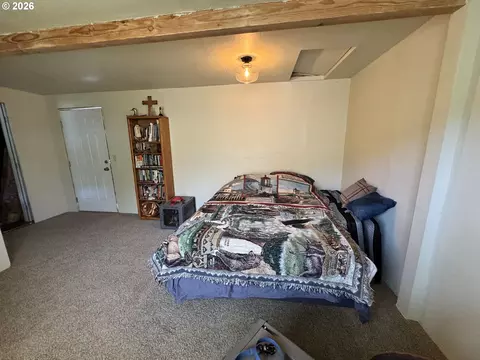 Bedroom - 680 1st Ave, Powers, OR 97466 photo 3 of 3