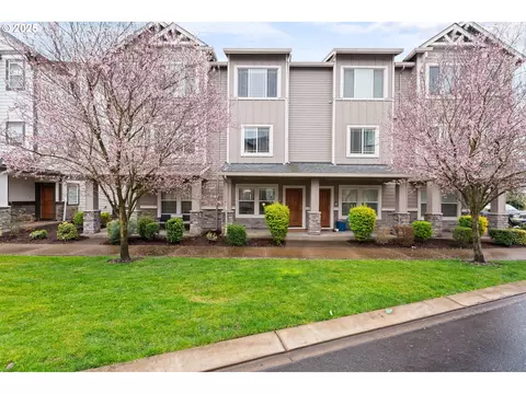 11737 SW Valencia Ln, Wilsonville, OR 97070