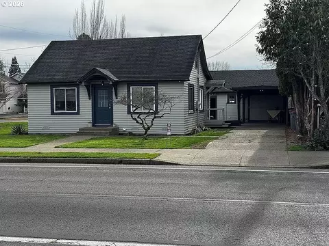 1438 SW 2nd St, Mcminnville, OR 97128