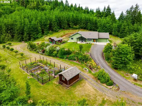 38334 Mccauley Ridge Dr, Springfield, OR 97478