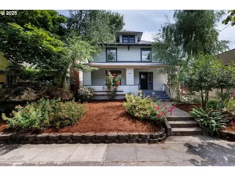 2324 NE 8th Ave, Portland, OR 97212