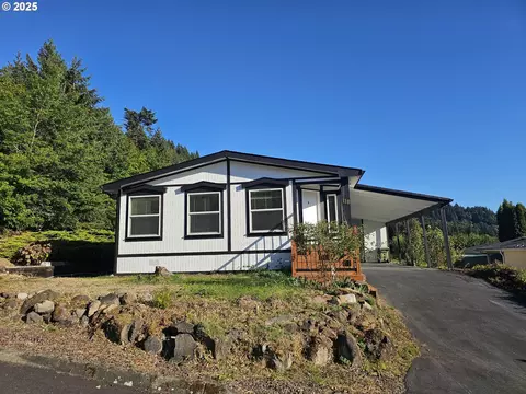 5400 Meeker Dr #119, Kalama, WA 98625