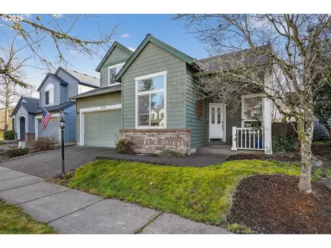 2676 NE Charlois Dr, Hillsboro, OR 97124