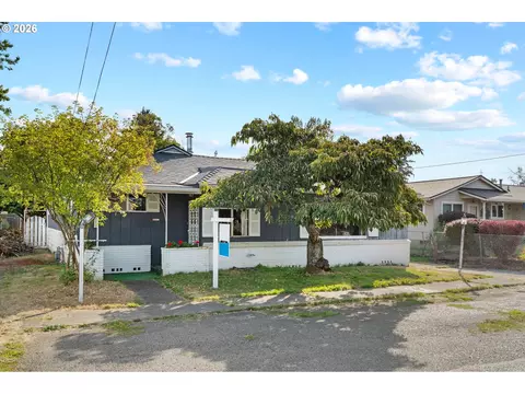 354 N 17th St, Saint Helens, OR 97051
