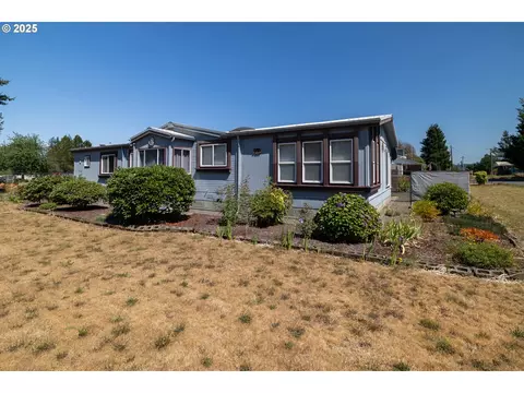702 Cedar St, Pe Ell, WA 98572