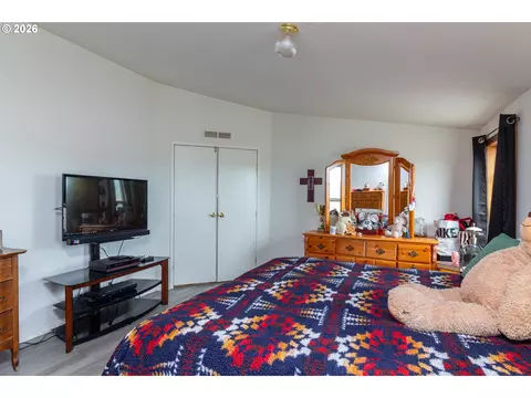 30432 Lauback St, Hermiston, OR 97838 photo 11