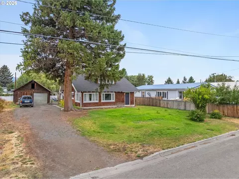 Exterior - 608 SW 2nd St, Enterprise, OR 97828 photo 9 of 10