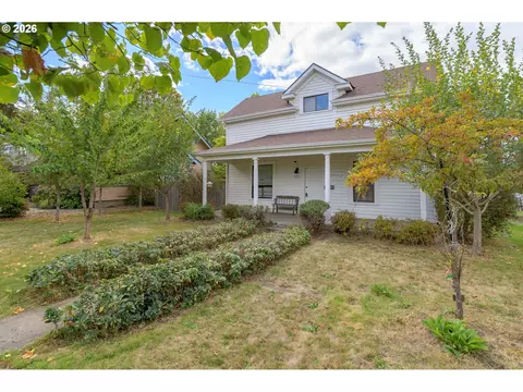 835 NW Yamhill St, Mcminnville, OR 97128