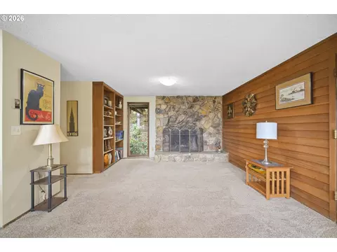 Living - 551 Brookside Dr, Eugene, OR 97405 photo 6 of 6