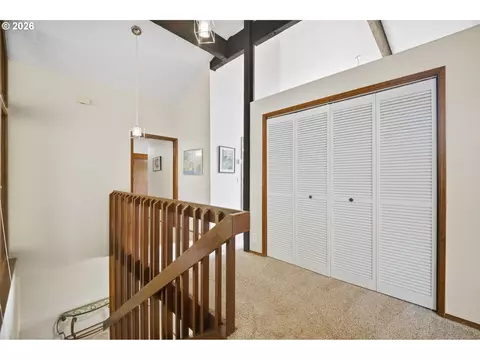 Entry Way - 551 Brookside Dr, Eugene, OR 97405 photo 1 of 3