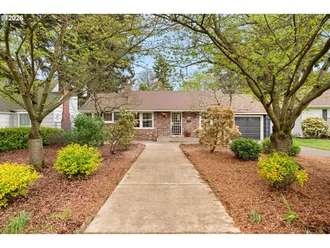 3566 NE Maywood Pl, Portland, OR 97220