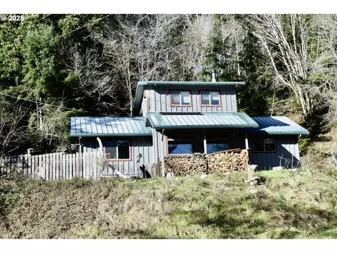 27651 Hunter Creek Rd, Gold Beach, OR 97444