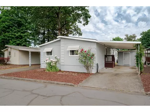 16386 SE 135th Ave # 19, Clackamas, OR 97015