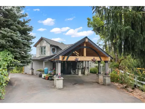8970 SE Kingswood Way, Damascus, OR 97089