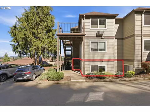 6331 White Tail Dr #56, West Linn, OR 97068