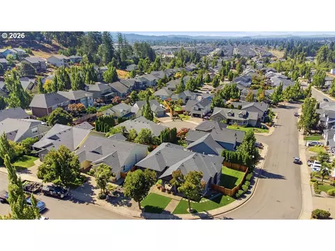 View/Area - 2298 37th St, Springfield, OR 97477 photo 3 of 3