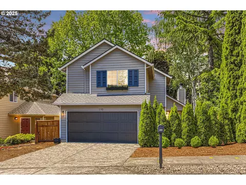 110 Kingsgate Rd, Lake Oswego, OR 97035