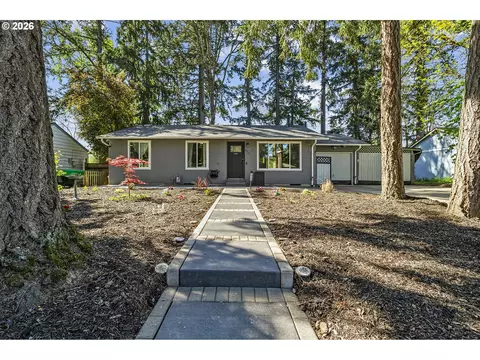 19726 SW Oak St, Beaverton, OR 97078