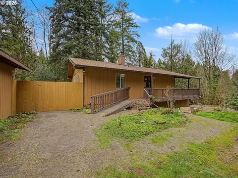 Exterior - 41051 SE Coalman Rd, Sandy, OR 97055 photo 1 of 9