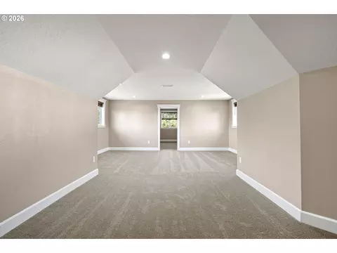Bedroom - 86404 Bailey Hill Rd, Eugene, OR 97405 photo 5 of 5