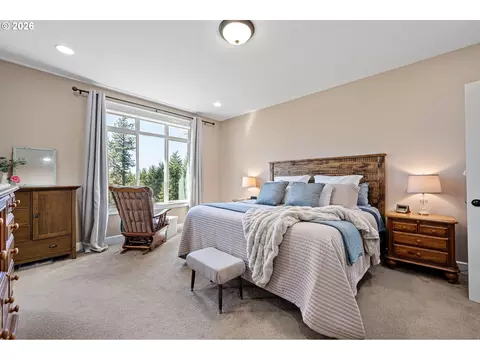 Bedroom - 86404 Bailey Hill Rd, Eugene, OR 97405 photo 1 of 5