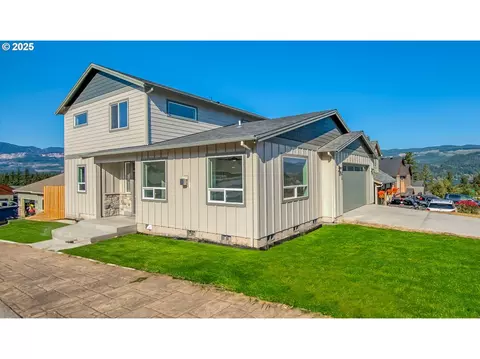 1099 SE Windsong Dr, Cascade Locks, OR 97014