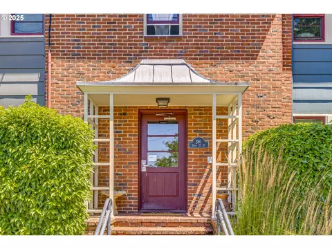 280 NE 60th Ave #22, Portland, OR 97213