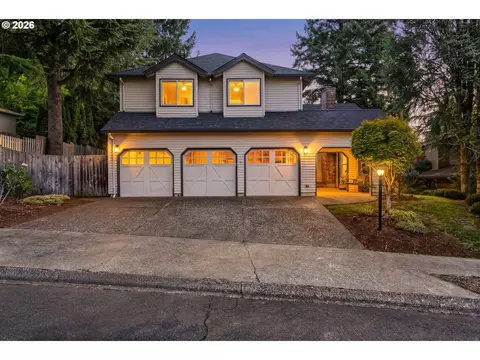 14232 Meadow Grass St, Lake Oswego, OR 97035
