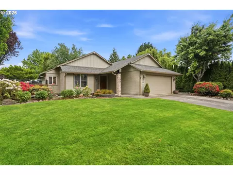 15014 SE Meadow Park Dr, Vancouver, WA 98683