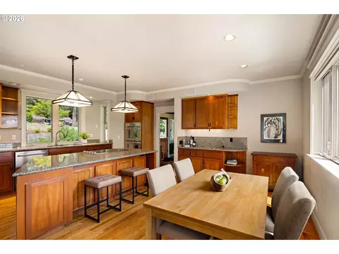 Kitchen - 1949 Graham Dr, Eugene, OR 97405 photo 2 of 8