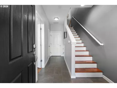 Entry Way - 826 NW Council Dr, Gresham, OR 97030 photo 1 of 1