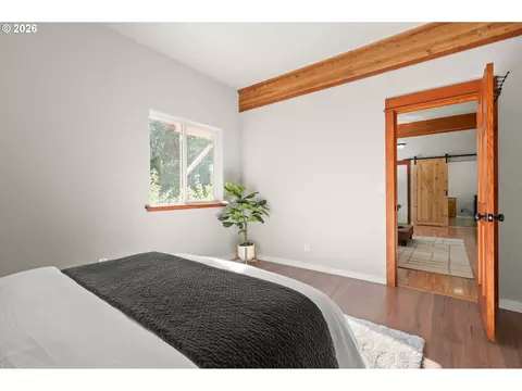 Bedroom - 2262 Todd St, Eugene, OR 97405 photo 5 of 8