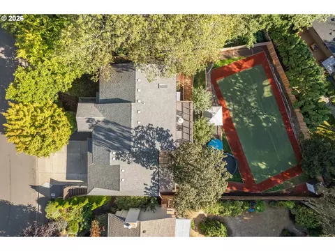 View/Area - 2262 Todd St, Eugene, OR 97405 photo 1 of 2
